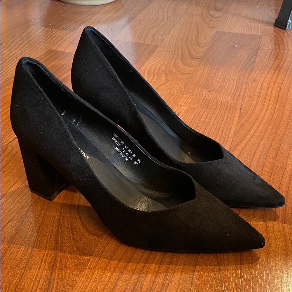 Dream Pairs Black Suede Block Heel Pumps